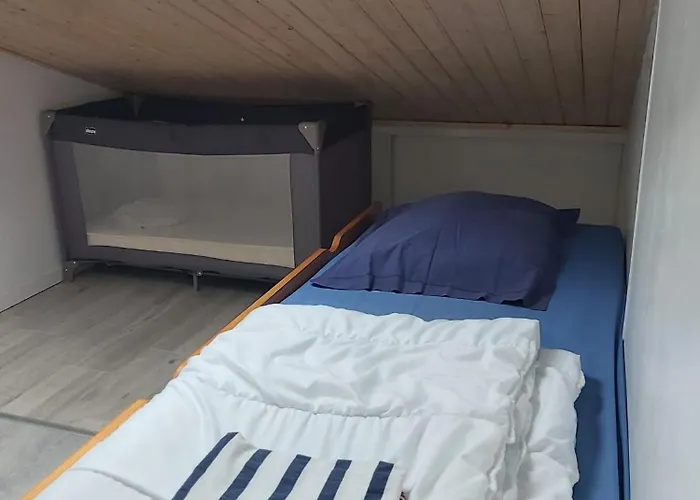 Maisonnette A Deux Pas De La Plage Dans Residence Calme