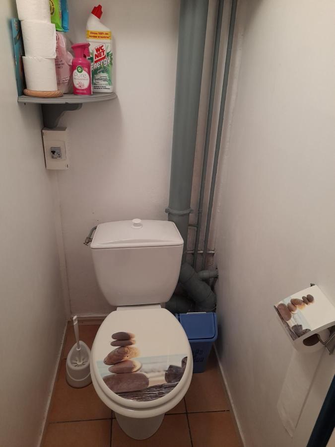 Maisonnette A Deux Pas De La Dans Calme