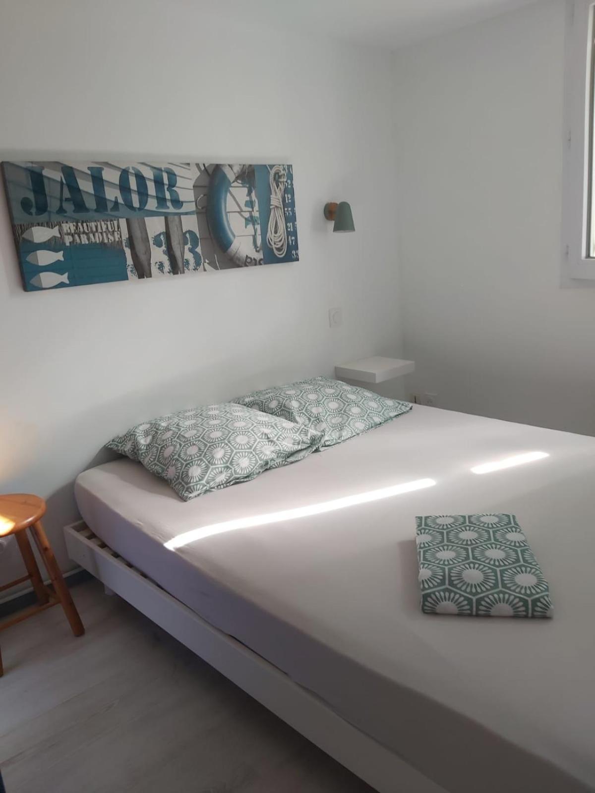 Maisonnette A Deux Pas De La Dans Calme
